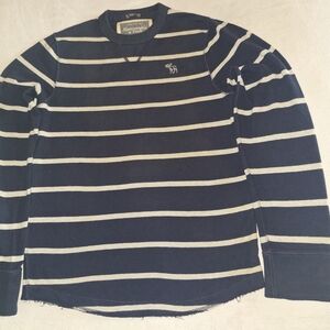 Vintage Abercrombie & Fitch Navy and White Striped Pullover
